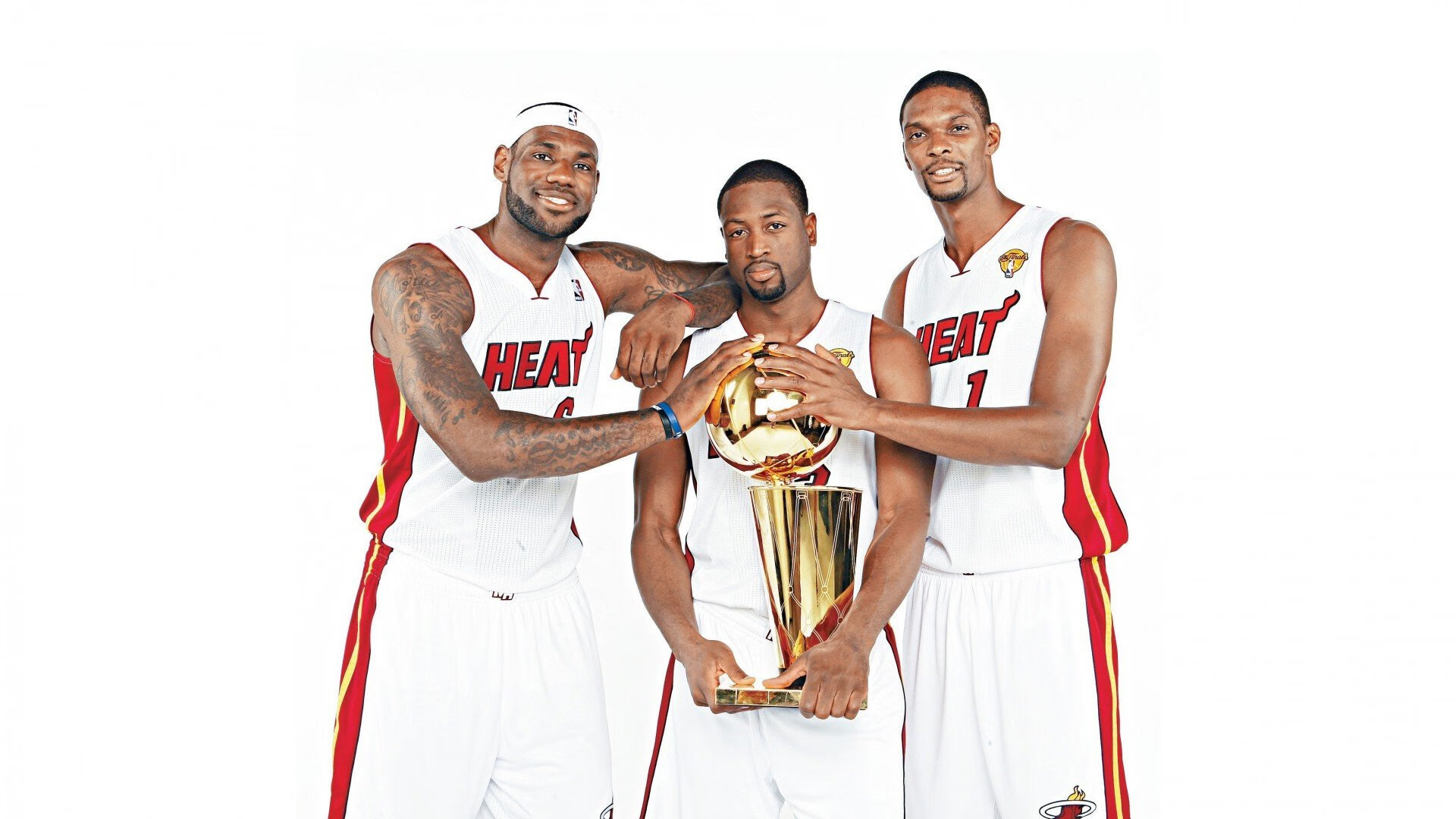 中国男篮注重阵容磨合打造高效配合，中国男篮的